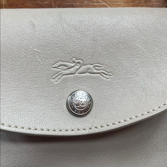 Longchamp Elegant Cream Handbag in Leather - Picture 4 of 5